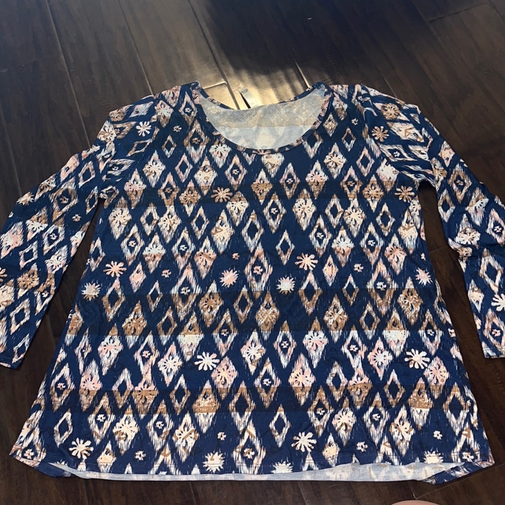 Long Sleeve Lularoe Top